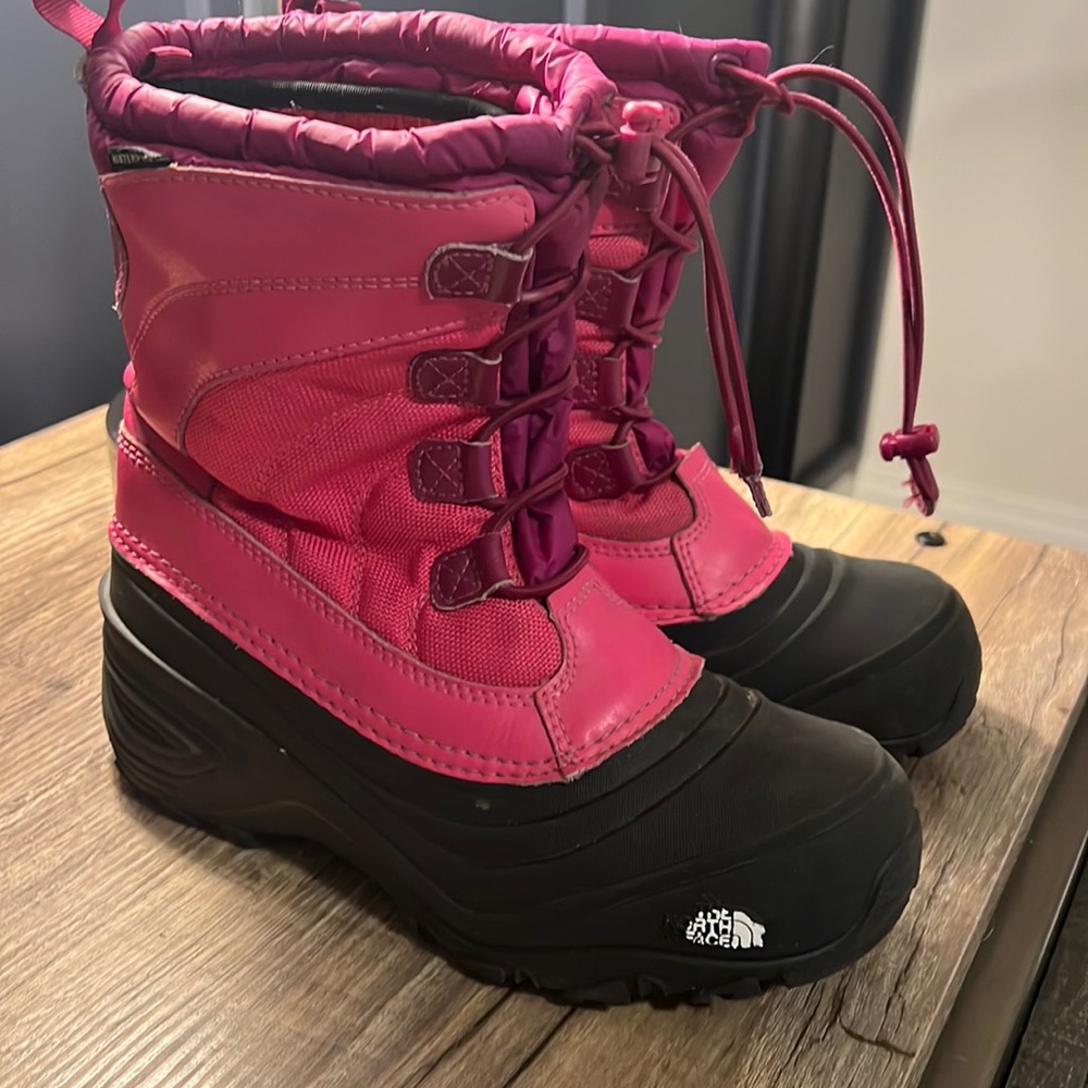 The North Face pink winter boots | Size: 4